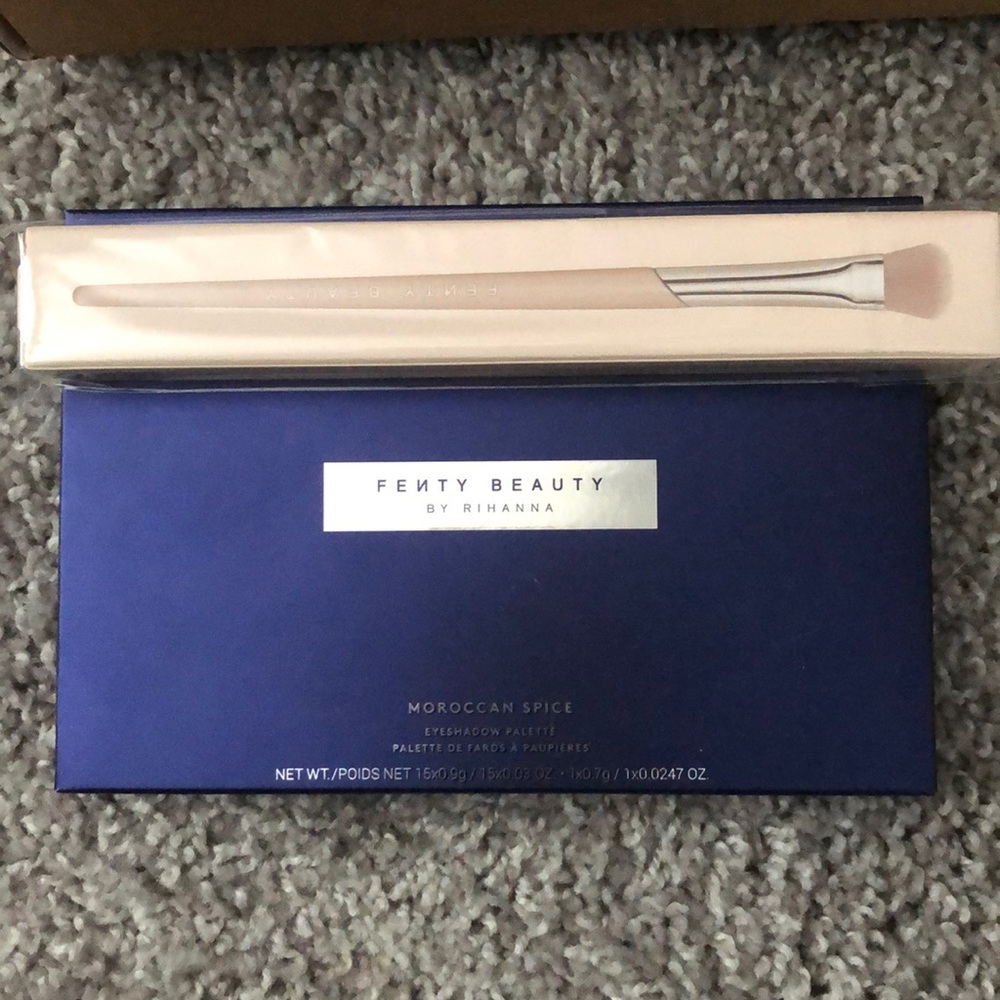 FENTY BEAUTY MAKEUP